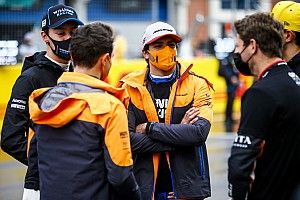 Tes Pramusim Diperpendek, Sainz Akui Akan Sulit Adaptasi dengan Ferrari