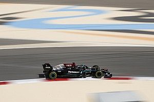 A Hamilton no le preocupan los kilómetros perdidos por Mercedes