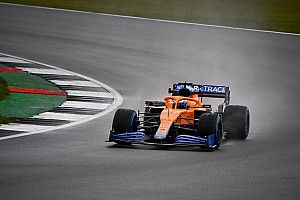 McLaren, MCL35M'i Silverstone'da piste çıkardı!