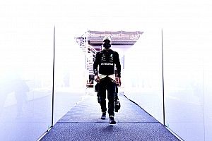 F1: Wolff admite que Bottas está dando “passos para trás” na carreira