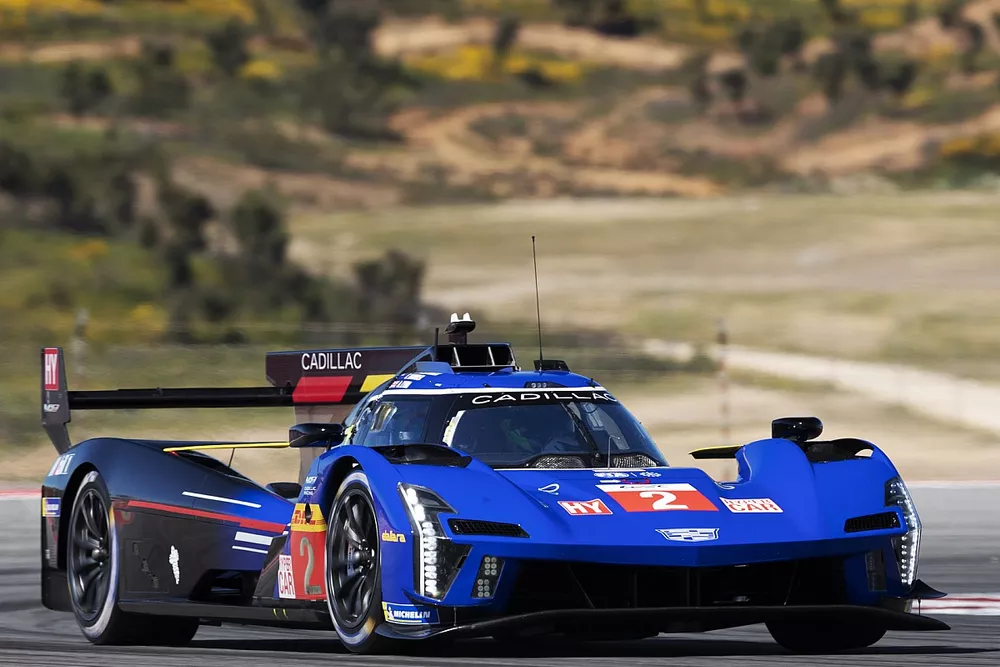 #2 Cadillac Racing Cadillac V-Series.R: Earl Bamber, Alex Lynn, Richard Westbrook