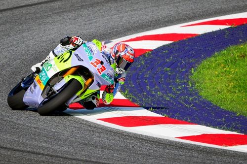 MotoE: Ferrari supera Casadei em duelo acirrado e vence na &Aacute;ustria; Granado sofre queda 