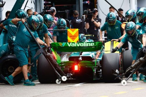 Los ingenieros sobre las dos paradas en M&oacute;naco: "&iquest;Por qu&eacute; nos hacen esto?"