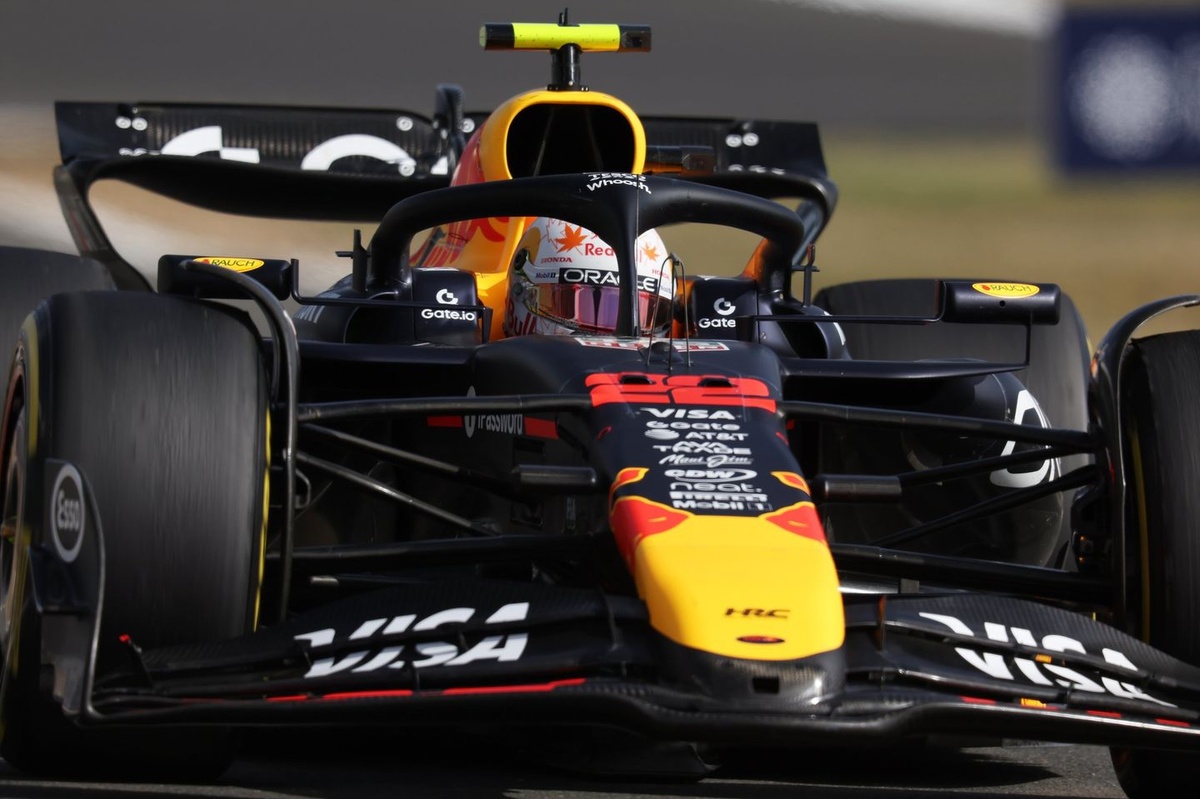 yuki-tsunoda-red-bull-racing-2.jpg