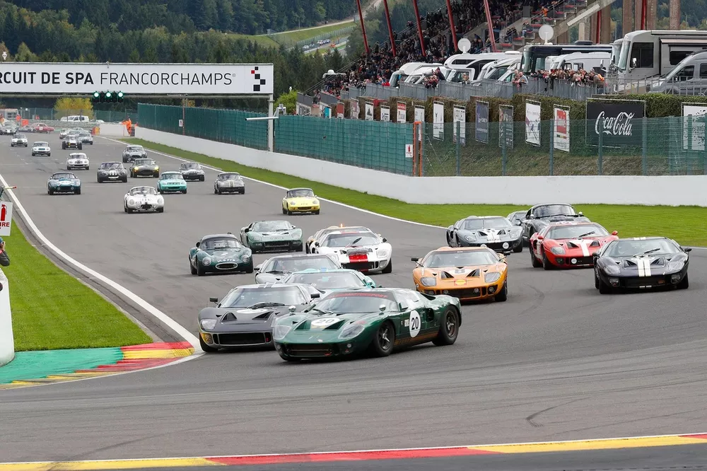Historic Spa 6 Hours race start