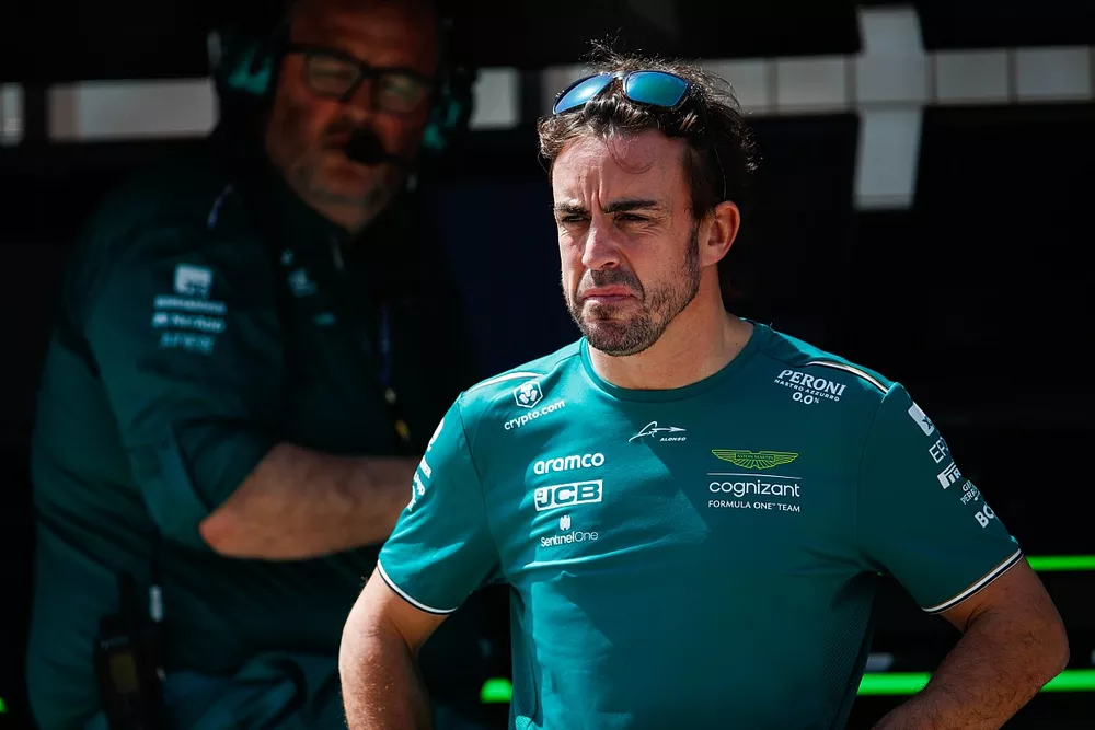 Fernando Alonso, Aston Martin F1 Team, Tom McCullough, directeur de la performance