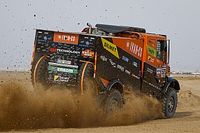 Macik wint eerste etappe Dakar Rally, Van den Brink op podium