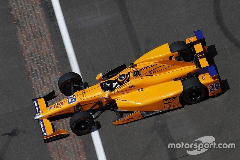 Новые подробности: как продвигаются планы Алонсо и McLaren в IndyCar