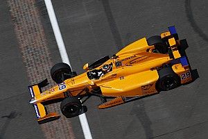 Новые подробности: как продвигаются планы Алонсо и McLaren в IndyCar