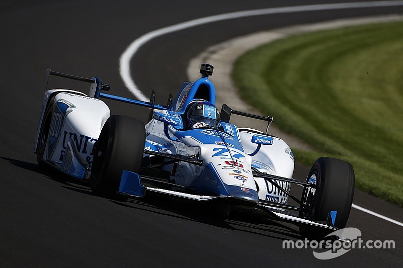 Andretti snelste tijdens eerste Indy 500 training, Alonso P19