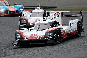 Porsche legt teamorders uit op de Nürburgring