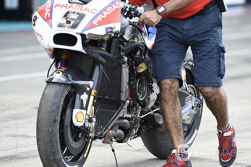 GALERI: Aksi pembalap MotoGP Inggris pada Sabtu