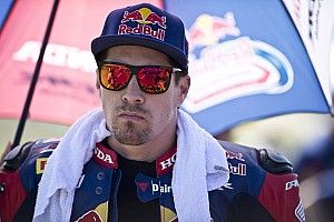 Le travail tarde à payer, Hayden "en veut plus"