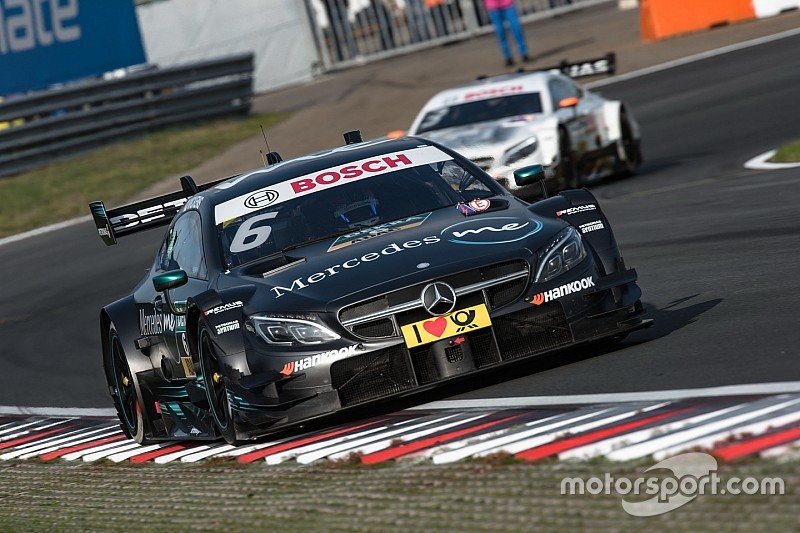 Wickens festejó en el domingo del DTM en Nurburgring