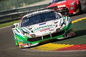 Giancarlo Fisichella con la 488 della Maranello Motorsport a Melbourne