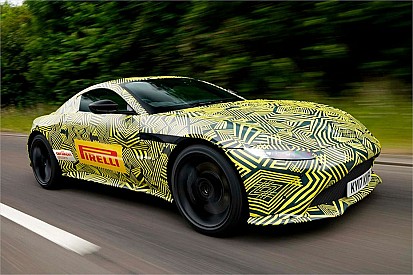 Vídeo: Max Verstappen probó el nuevo Aston Martin Vantage