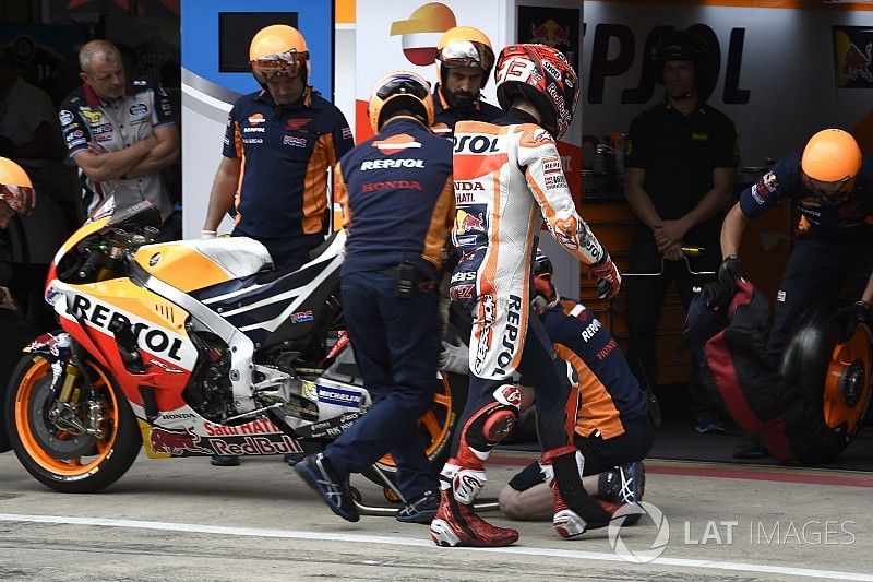 Oggi sarà provata la nuova proceduta di cambio moto dopo la FP2