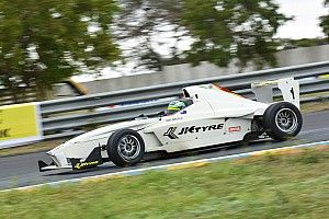Coimbatore JK Tyre: Guest driver Capo wins Race 4