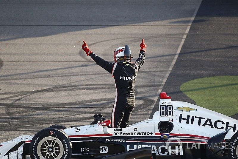 Castroneves can "absolutely" win the 2017 title, says engineer