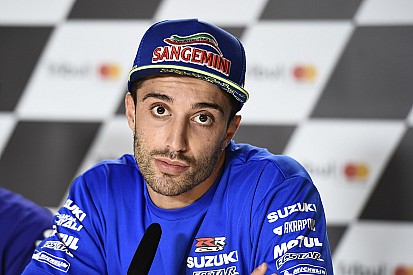 Iannone sul contatto con Marquez: "Una cosa normale. A volte capita"
