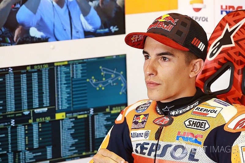 Márquez sifflé quand il tombe : "Cela me rend triste"