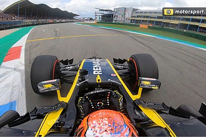 Een ronde onboard over het TT Circuit met de Renault F1 RS17