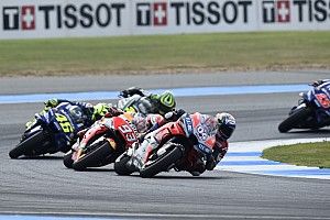 Dovizioso: “Márquez se mete en líos y después trata de resolverlos”