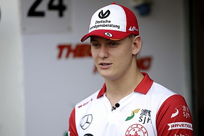 Pirro, Schumacher Jr'ın Ferrari'ye geçişini destekliyor