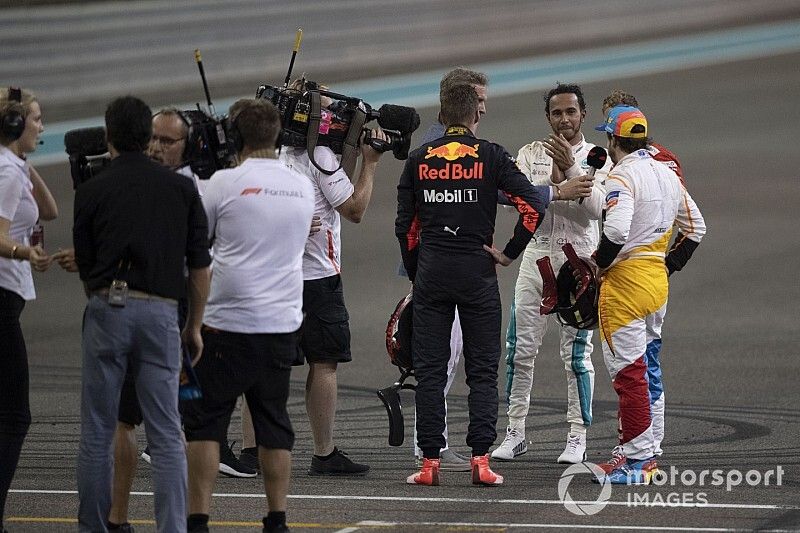 Lewis Hamilton, Mercedes-AMG F1 W09, Max Verstappen, Red Bull Racing, Sebastian Vettel, Ferrari y Fernando Alonso, McLaren en Parc Ferme 