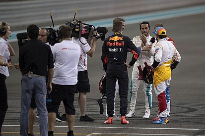Verstappen: "Que vuelva Alonso, pero si es con un coche competitivo"