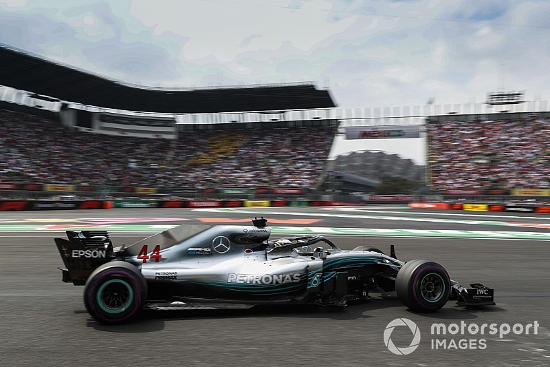 A Mercedes csapatfőnöke nem gratulált Hamiltonnak a rádióban a borzalmas futam miatt