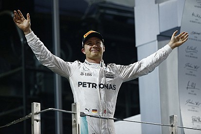 Росберг: Ferrari и Red Bull каждый год предлагают сотрудникам Mercedes зарплату на 20% больше
