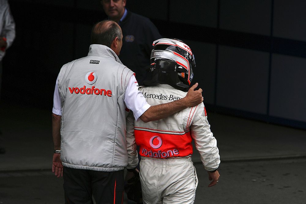 Se cumplen 16 años del fichaje de Alonso por McLaren