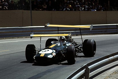 GALERIA: 50 anos da provável geração mais feia de carros da F1