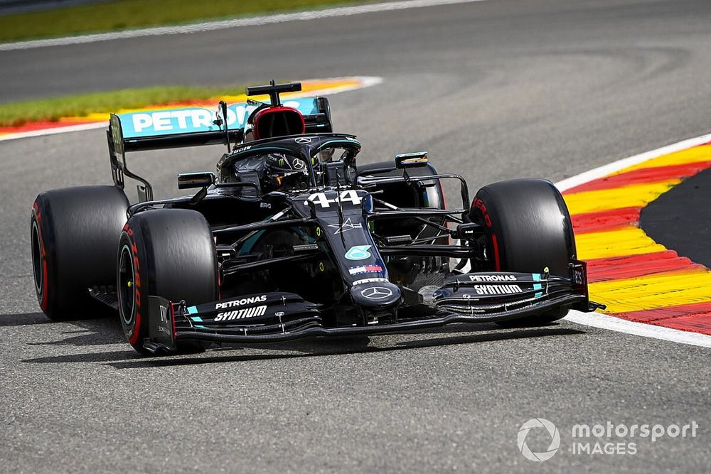 F1: Hamilton a Spa ha fame di record, Ferrari crolla