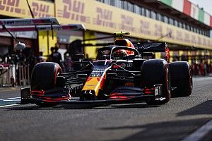 Albon maakt zich geen zorgen om zijn positie bij Red Bull