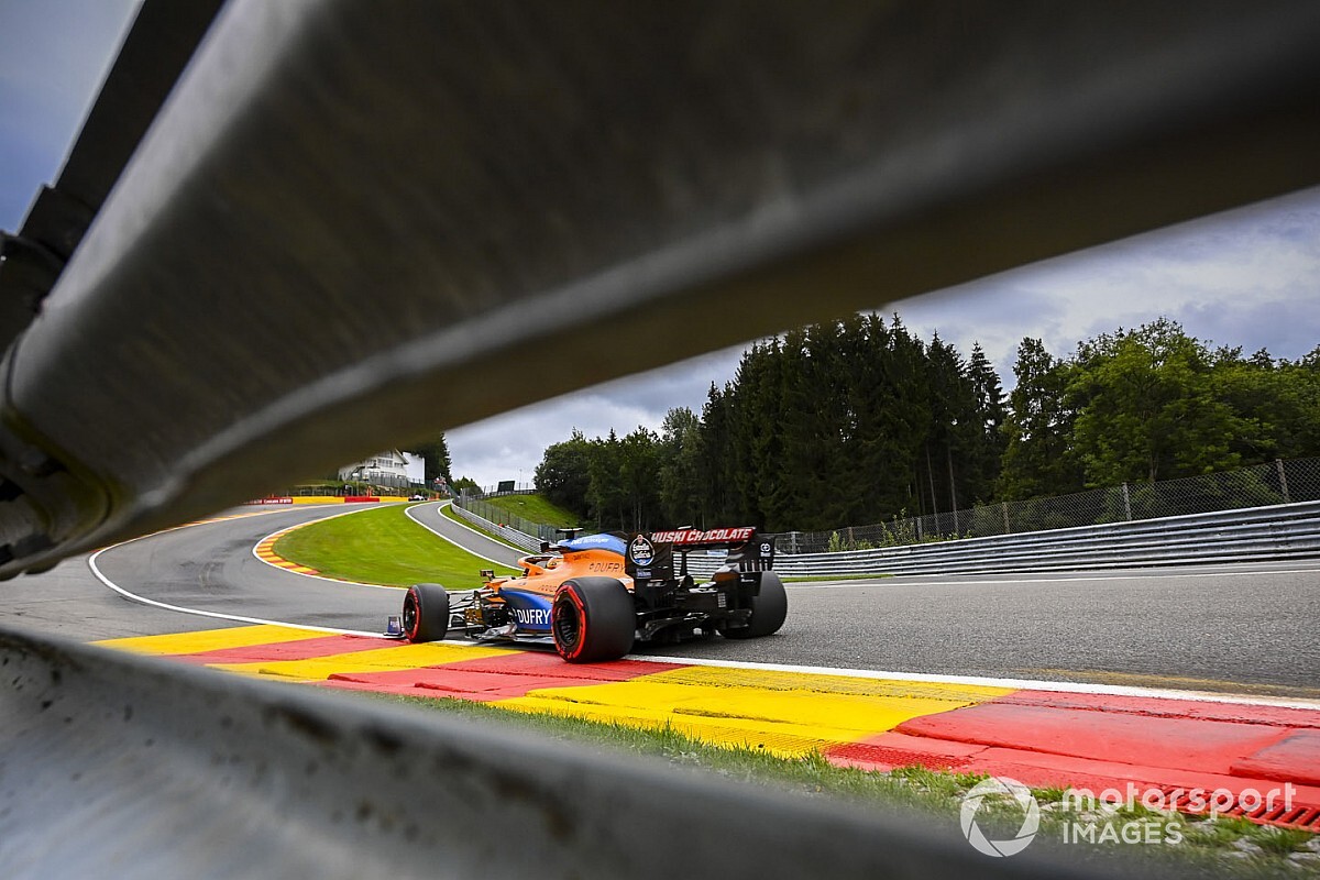Fotos: así suben desde Eau Rouge los Fórmula 1 2020