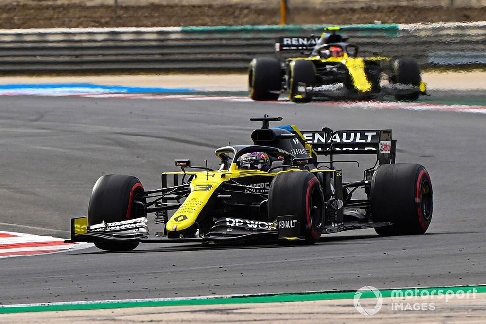Ocon l'admet : "Ricciardo est plus rapide jusqu'à présent"