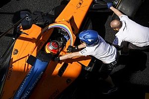 VIDEO: el error de Sainz que lo dejó fuera al inicio en Sochi