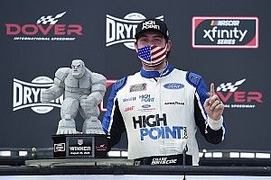 Briscoe goes worst to first to win Sunday's Dover Xfinity race