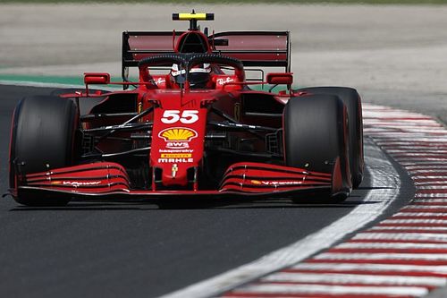 Video: Sainz eindigt kwalificatie GP Hongarije in de bandenstapels