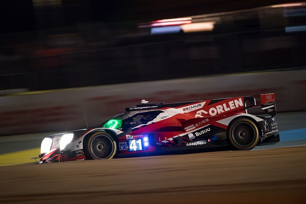 Zespół Kubicy na czele LMP2