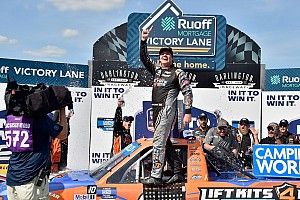 Sheldon Creed opens Trucks playoffs with back-to-back wins