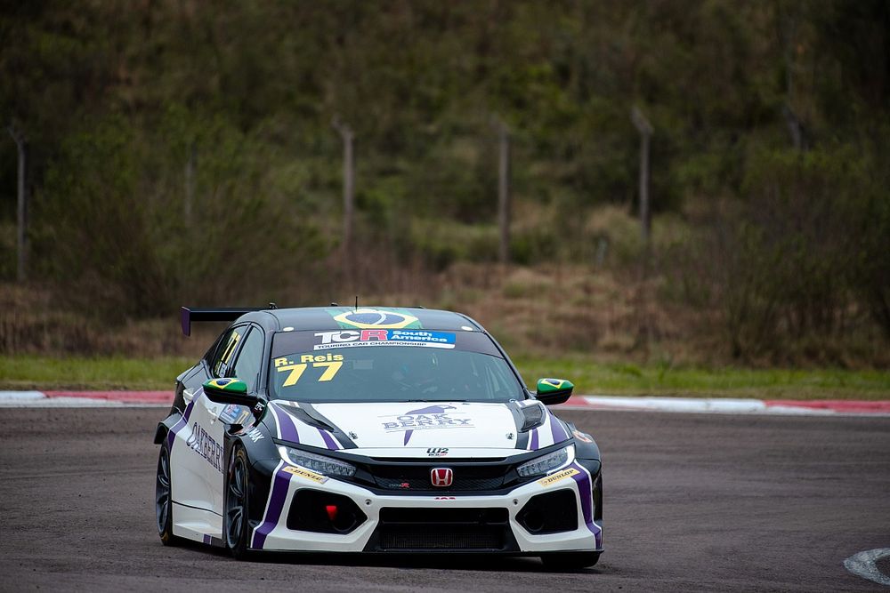 Raphael Reis encara desafio internacional do TCR South America em segunda rodada uruguaia