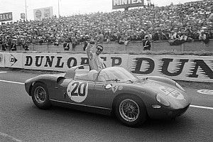 Piero Ferrari ricorda Nino Vaccarella: "Ha fatto onore al Cavallino"