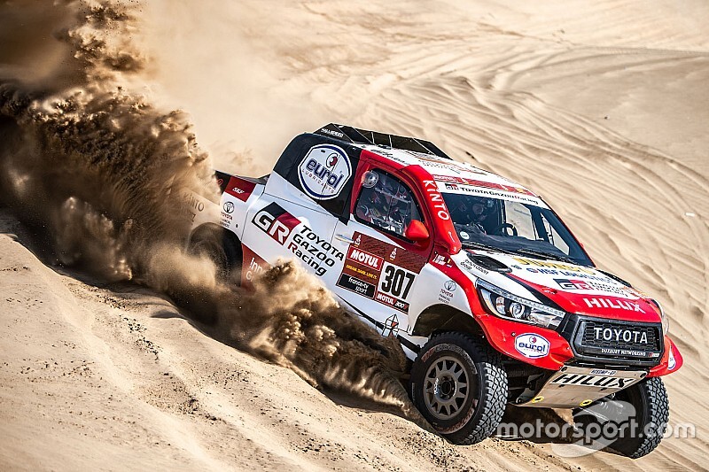Ten Brinke rijdt vier keer lek in tweede etappe Dakar 2020