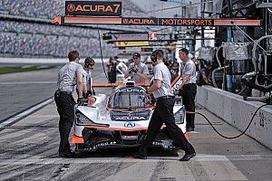 Acuras move to the top in sixth Daytona practice