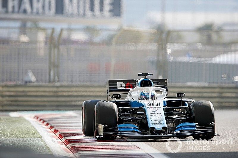 Csak a festését mutatja be a tesztek előtt a Williams