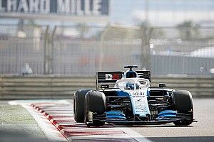 Csak a festését mutatja be a tesztek előtt a Williams