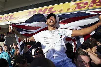 Hamilton moved by Alonso, Dennis text messages